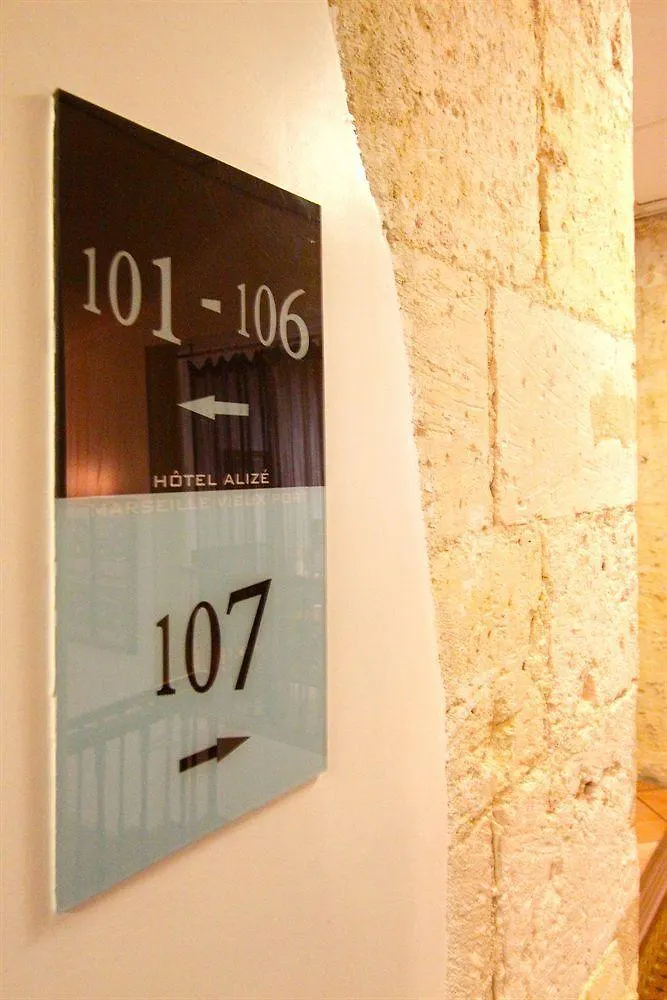 Hotel Life Marseille Vp - Vieux Port 3*,  Франция